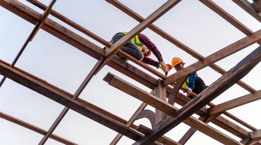 Professional residential roofers in Pleasanton, KS